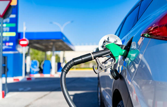 Nova čestitka: Cijena goriva ponovo ide gore, oko 10 pfeninga